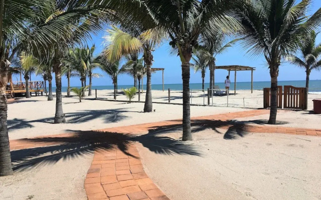 Hotel Punta Camarón Bungalows & Suites