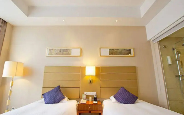 Jinan Zhangqiu Inzone Garland Hotel