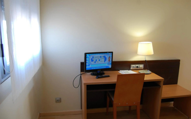 Hotel Castillo El Burgo