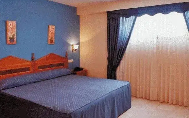 Hotel Tocina Business