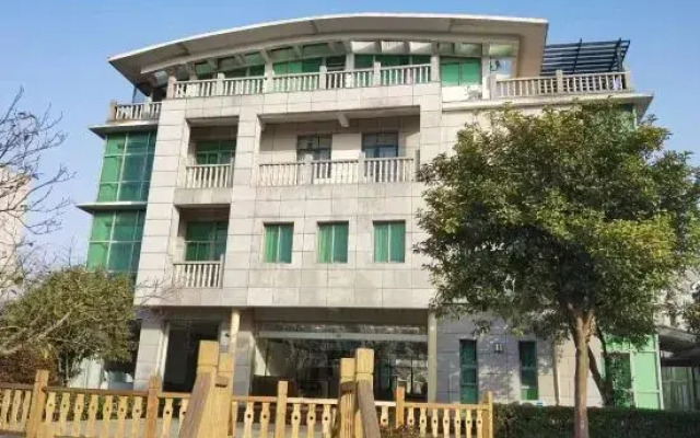 Shushe Hotel (Gongji East Road)