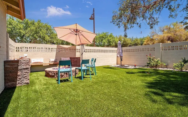 5BR Sleeps 10 Hot Tub Fire Pit Games & Walk to ASU