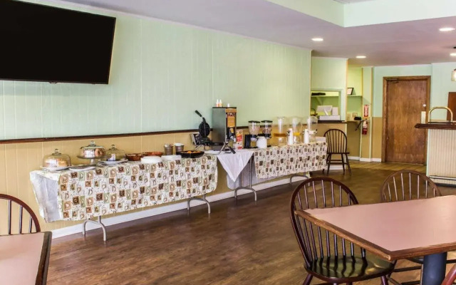 121 Motel Henderson