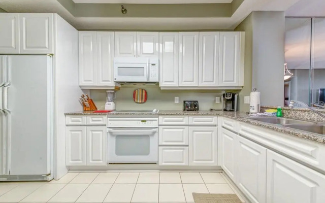 Beach Colony East 17b-penthouse