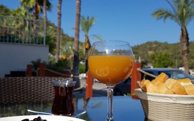 Cennet Life Hotel