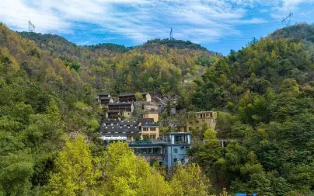Xinchang Shangshitang Tianmu Mountain Residence