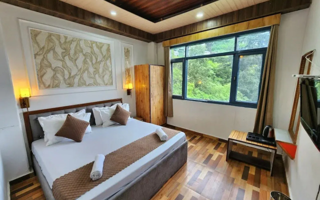 SIRHIND REGENCY BY SR BnB