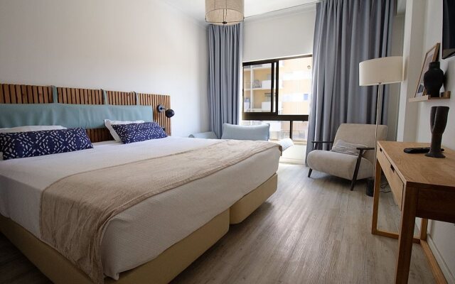 Hotel WOT Costa da Caparica