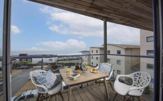 Fistral Lookout, Ocean 1
