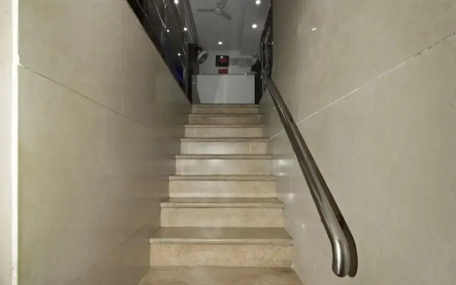Hotel Paris Residency