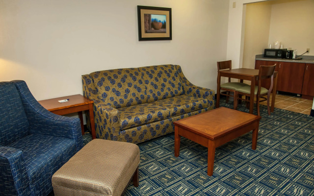 Holiday Inn Express Airport - Tucson by IHG