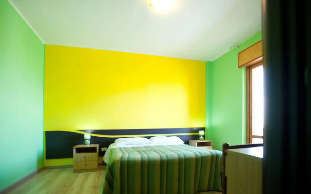 Hotel Cliché