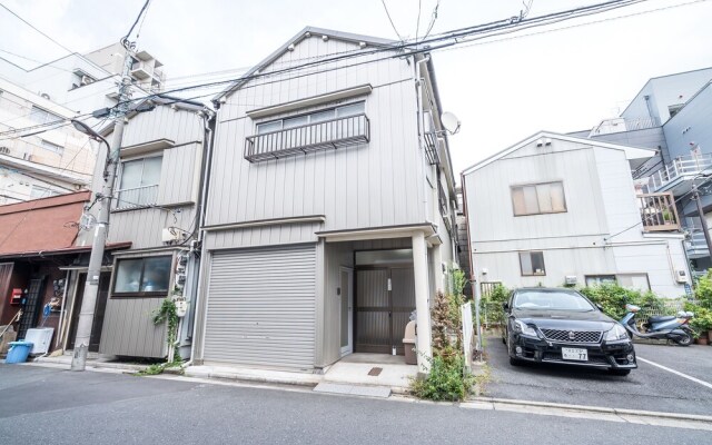 Ikidane House Asakusa Miyabi