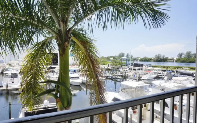 Marina One Bedroom Villa by RedAwning