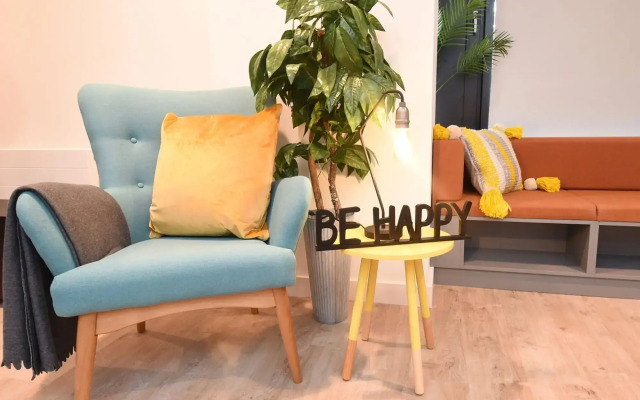 Yugo Explore - Lee Point