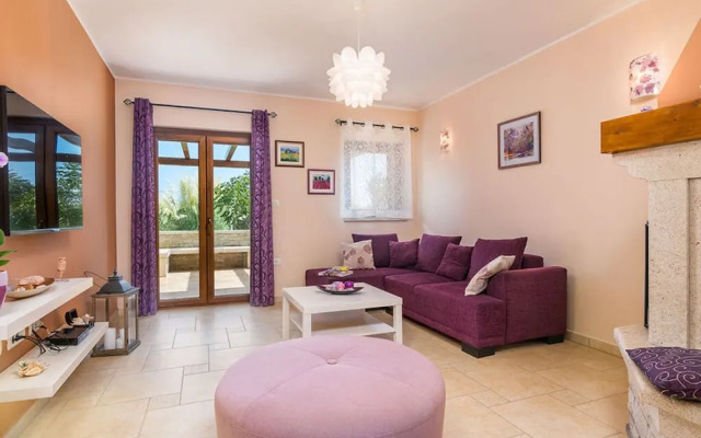 Villa Emanuel Comfortable Holiday Residence