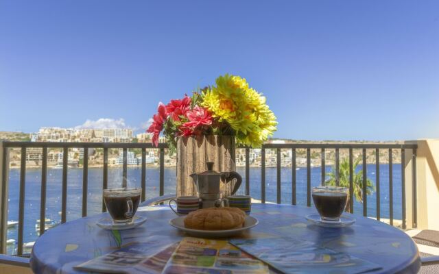 Getawaysmalta - Harbour Lights Seafront Penthouse With Terrace St Paul's Bay
