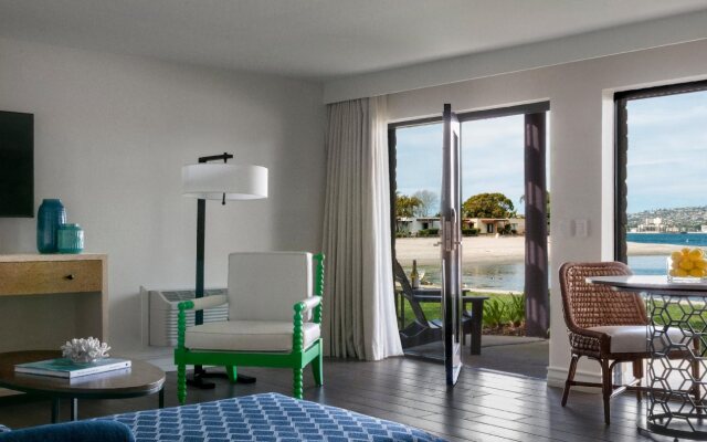 Paradise Point Resort & Spa - Image 6