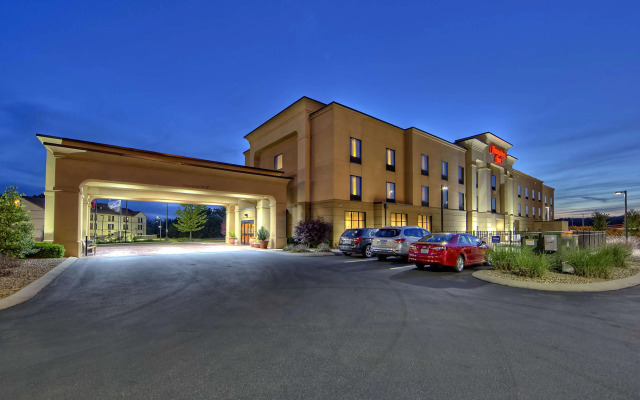 Hampton Inn Crossville