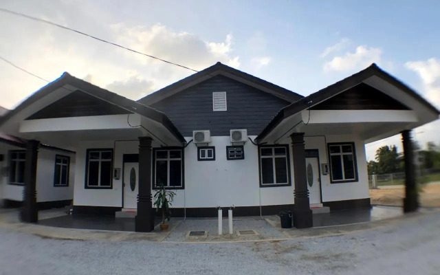 Twin Homestay B