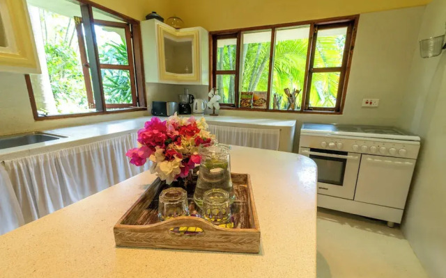 Allamanda Oleander Suite by YourHost