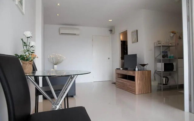 Mosaic Condominium by Malai