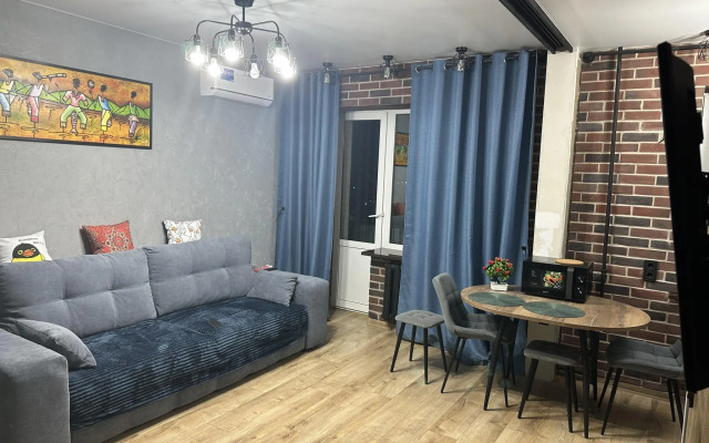 Апартаменты на площади Максима Горького 1