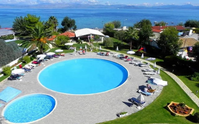 Hotel Cooee Albatros