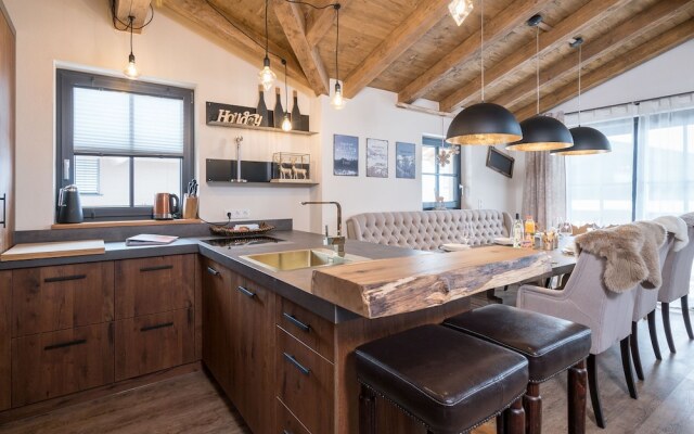 Luxurious Holiday Home in Piesendorf With Sauna