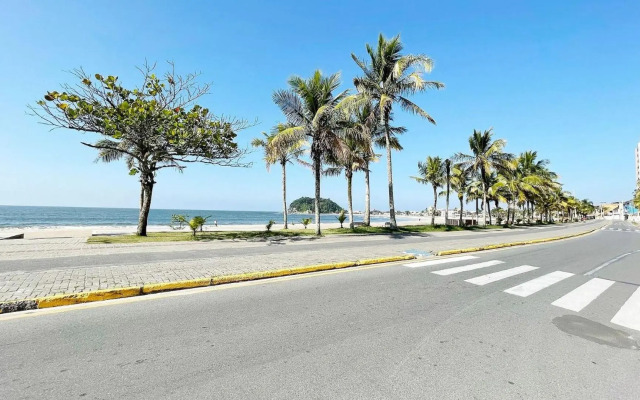 Maravilhoso Sobrado com Vista para o Mar