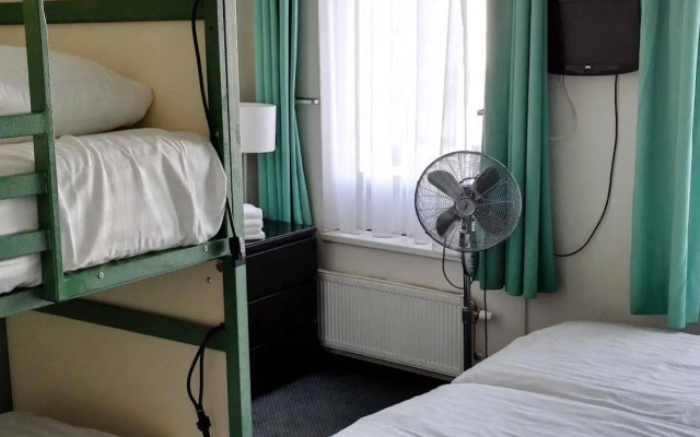 Rembrandt Square Hotel