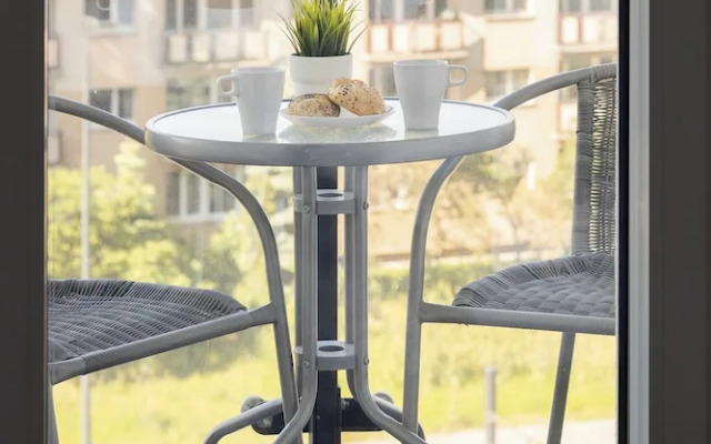 Studio With Balcony Wola by Renters