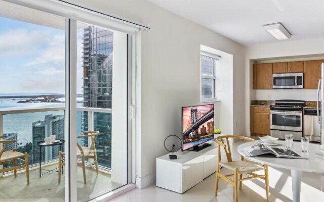 One Broadway by Miami Vacations