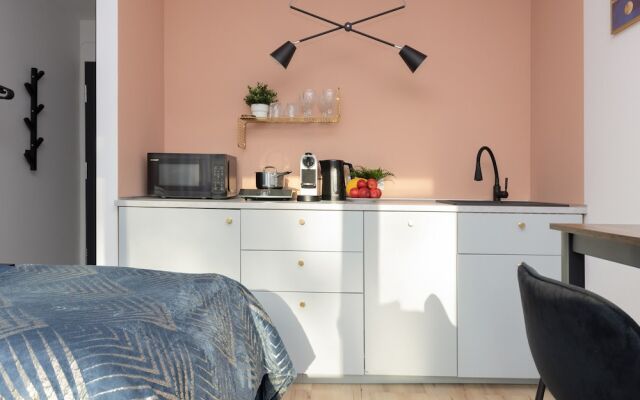 Studio Batorego Warsaw by Renters