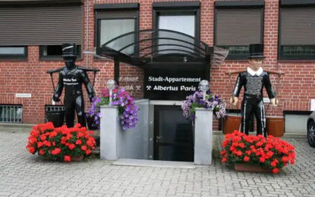 Albertus Paris Stadt-Aparthotel
