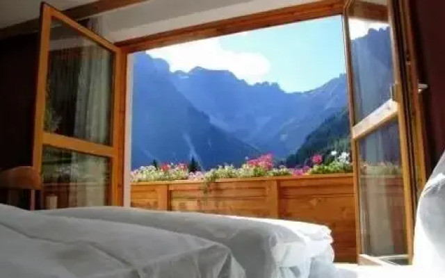 Ferienhaus - Appartements Padrins