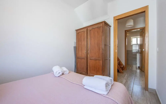 Caparica Surf Apartment by Host-Point