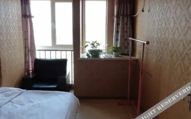 Yaju Chain Hotel Xi'an Nanshaomen Zhongmao Square