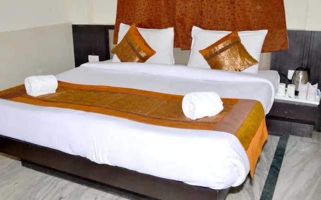 Optimum Sheela Inn @ Taj