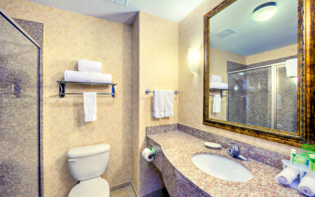 Holiday Inn Express And Suites Granbury by IHG