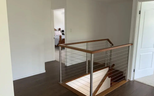 Broadwater Town House