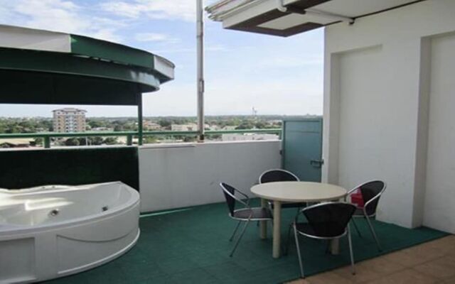 Natalia Hotel