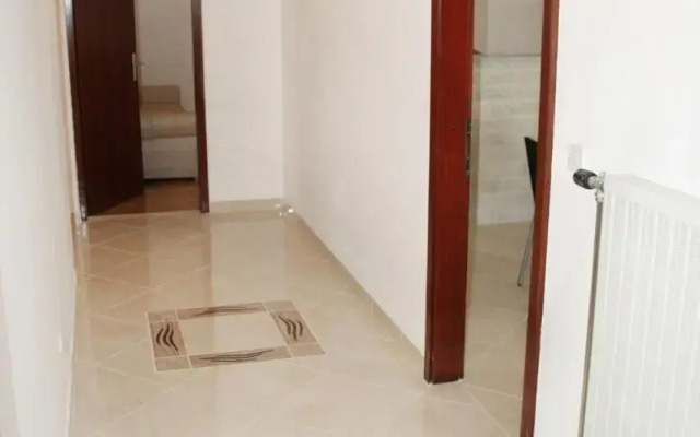 Apartments by the sea Duce, Omis - 946
