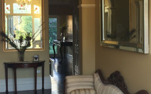 Clydesdale Manor