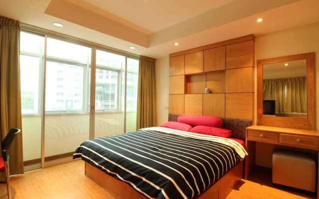 Serena Sathorn Suites