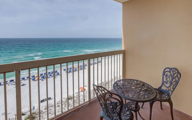 Pelican Beach Resort 1001