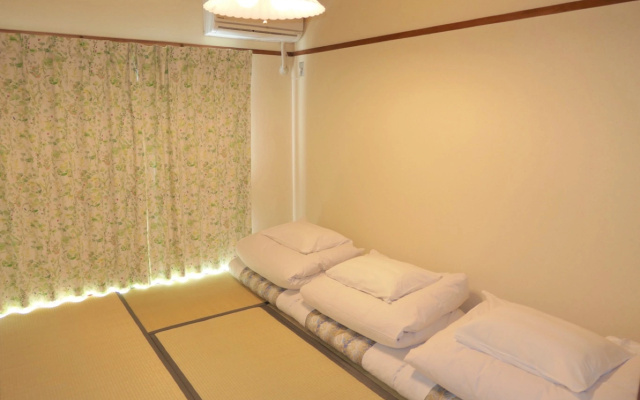 Aoi sora Aoi umi no guest house – Guest Rooms – Takamatsu