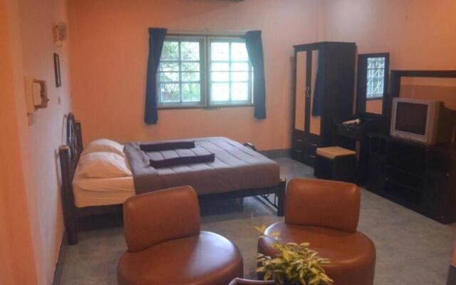 Oyo 851 On Hill Residence Patong