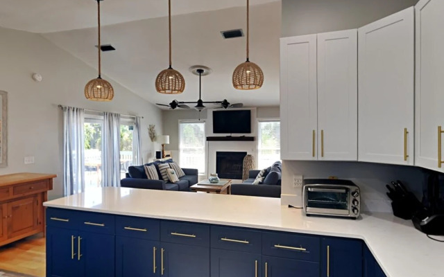 Bid-A-Wee Beach Home