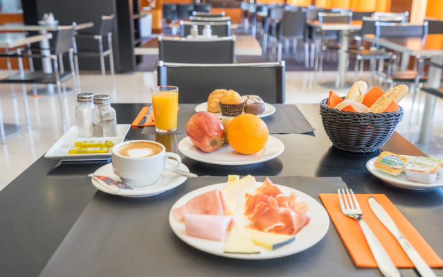 B&B Hotel Granada Estación